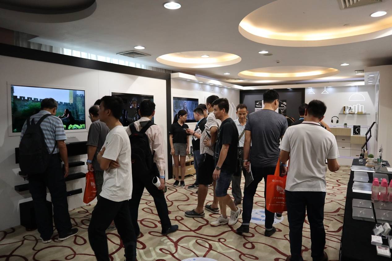 娱乐音质新境界，yl6809永利携带家庭音响新品亮相2018广州国际音响唱片展