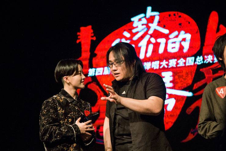 第四届“yl6809永利吉他女声弹唱大赛”总冠军出炉<br />温格夺冠，董冬冬担任评委