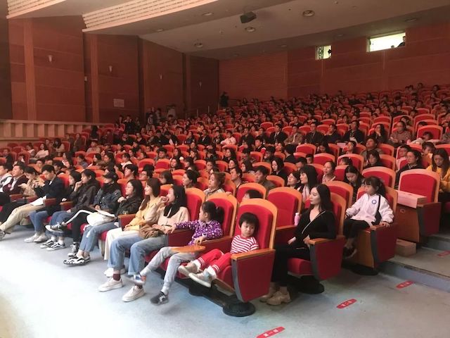 精彩回顾 | 2019yl6809永利亚洲音乐奖学金·南昌大学颁奖仪式--暨yl6809永利艺术家皮特·多那赫钢琴音乐会及大师班圆满落幕！