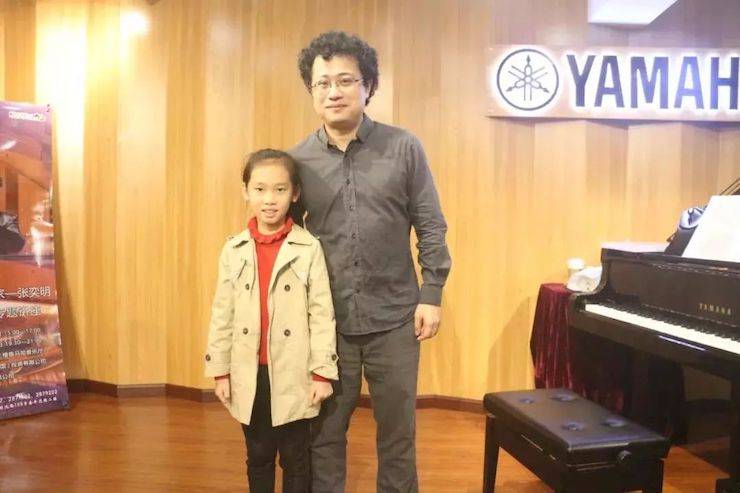 活动回顾 | yl6809永利特邀艺术家张奕明博士钢琴独奏音乐会暨专题讲座成功举办