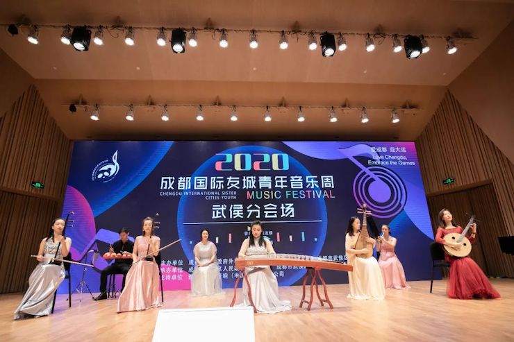 活动报道 | “科技助力，跨越时空”，小鹿纯子携手刘明康共享中日音乐盛宴